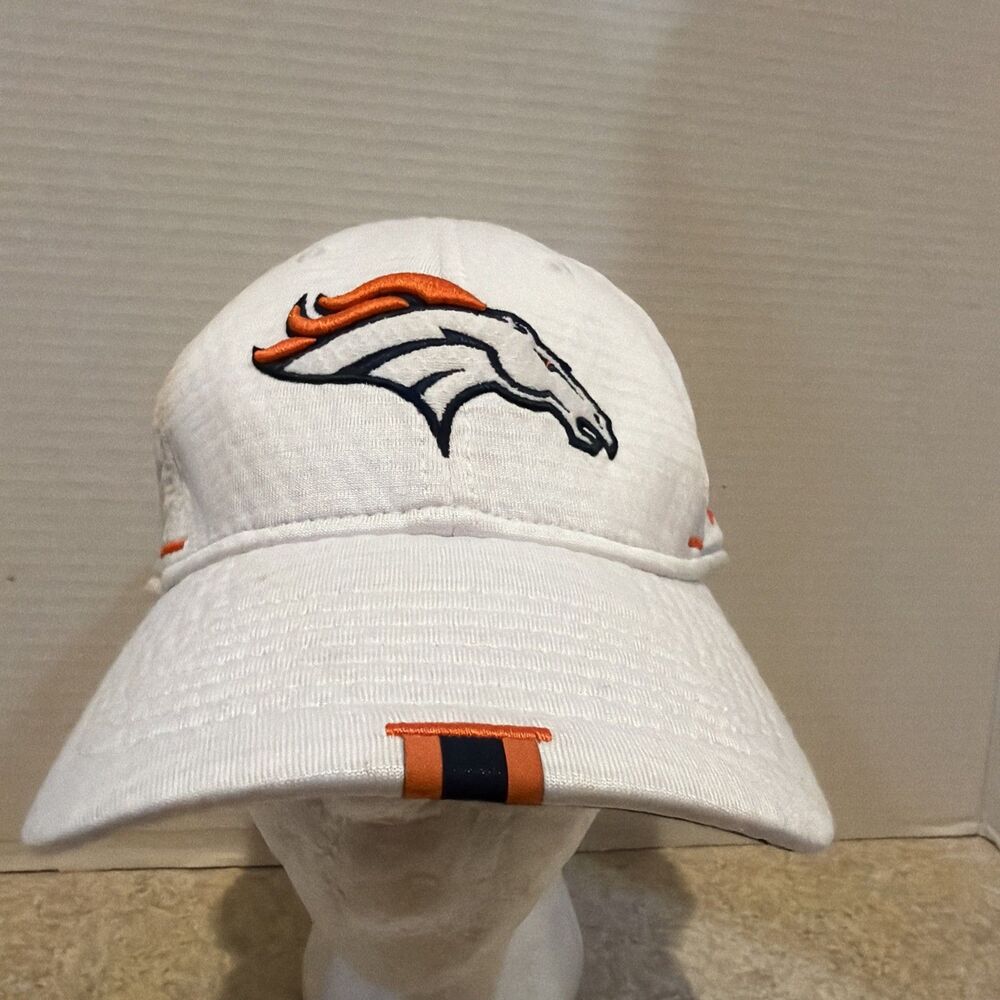 Denver Broncos Hat Adult S/M White Stretch Fit NFL 100 Embroidered Logo Football